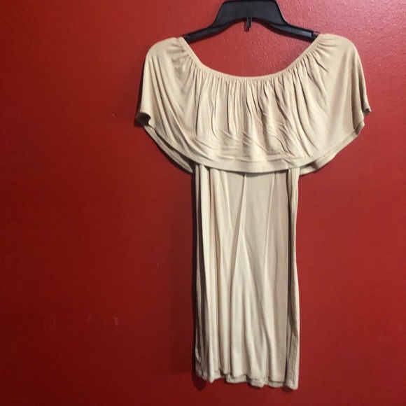 Off the shoulder dress - Picture 4 of 4